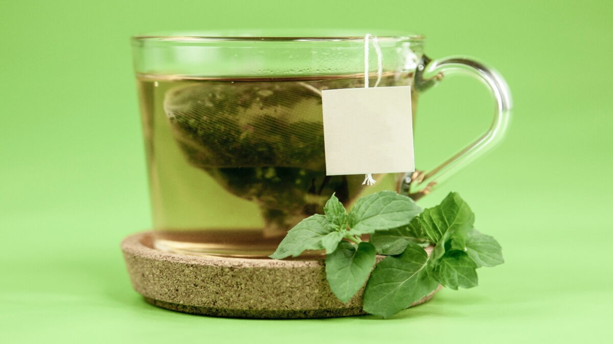 Darum ist Honig im grünen Tee so gesund
