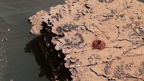 Sur Mars, les chercheurs trouvent plusieurs molécules organiques