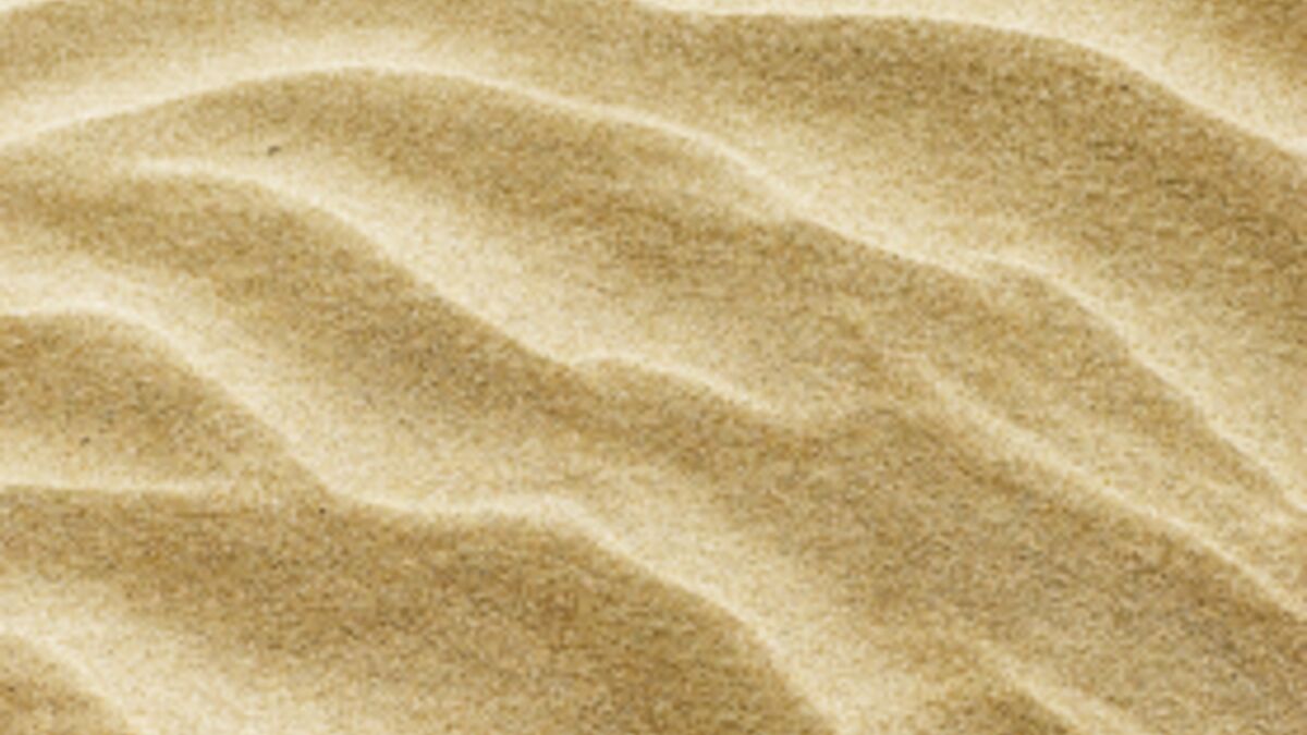 Quand le vent fait virevolter le sable