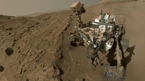 Curiosity célèbre sa première année martienne avec un autoportrait