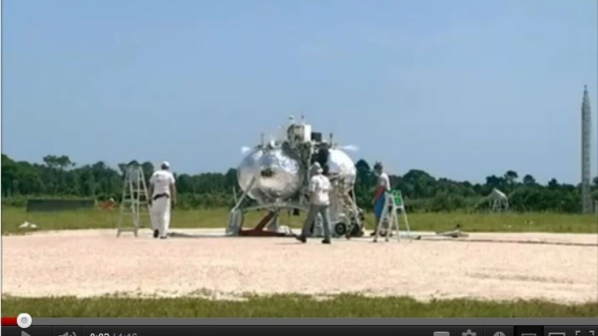 NASA : un prototype d'engin lunaire s'écrase pendant des tests