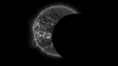 L'éclipse solaire du 29 avril immortalisée par un satellite depuis l'espace