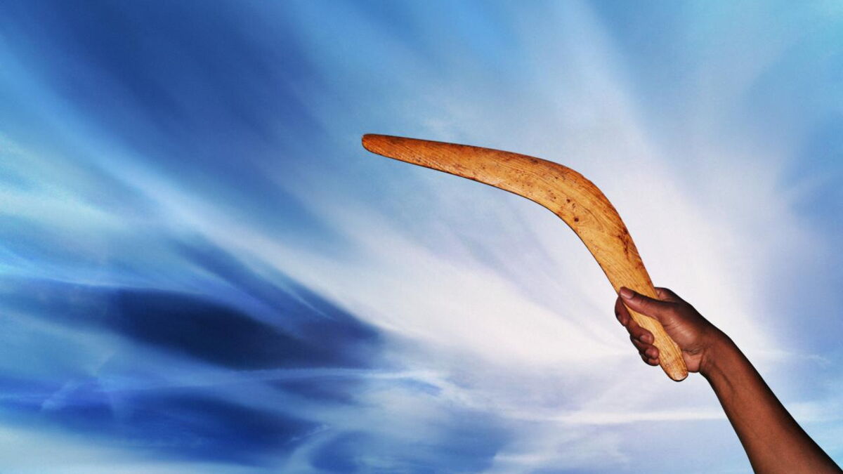 Le plus ancien boomerang d’Europe retrouvé dans une grotte polonaise