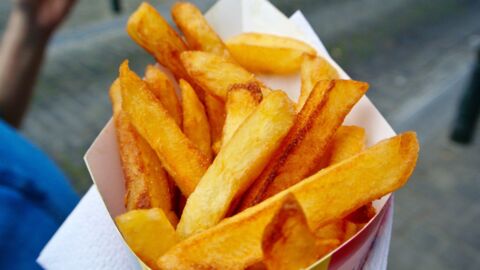 Qui a vraiment inventé les frites : Les Belges ou les Français ?