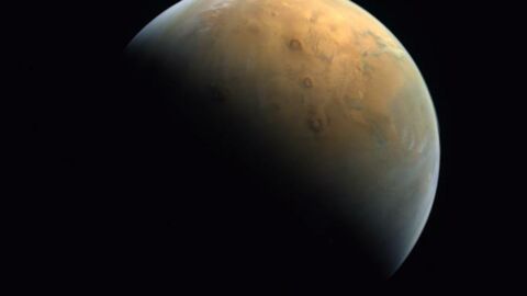 Mars : la première image sublime de la planète rouge prise par la sonde spatiale Hope