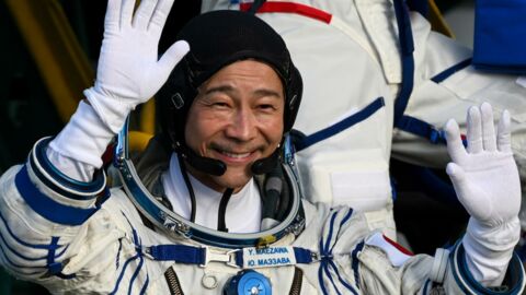 Espace : le séjour improbable du milliardaire japonais dans l'ISS