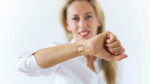 Des scientifiques ont mis au point des tatouages électriques