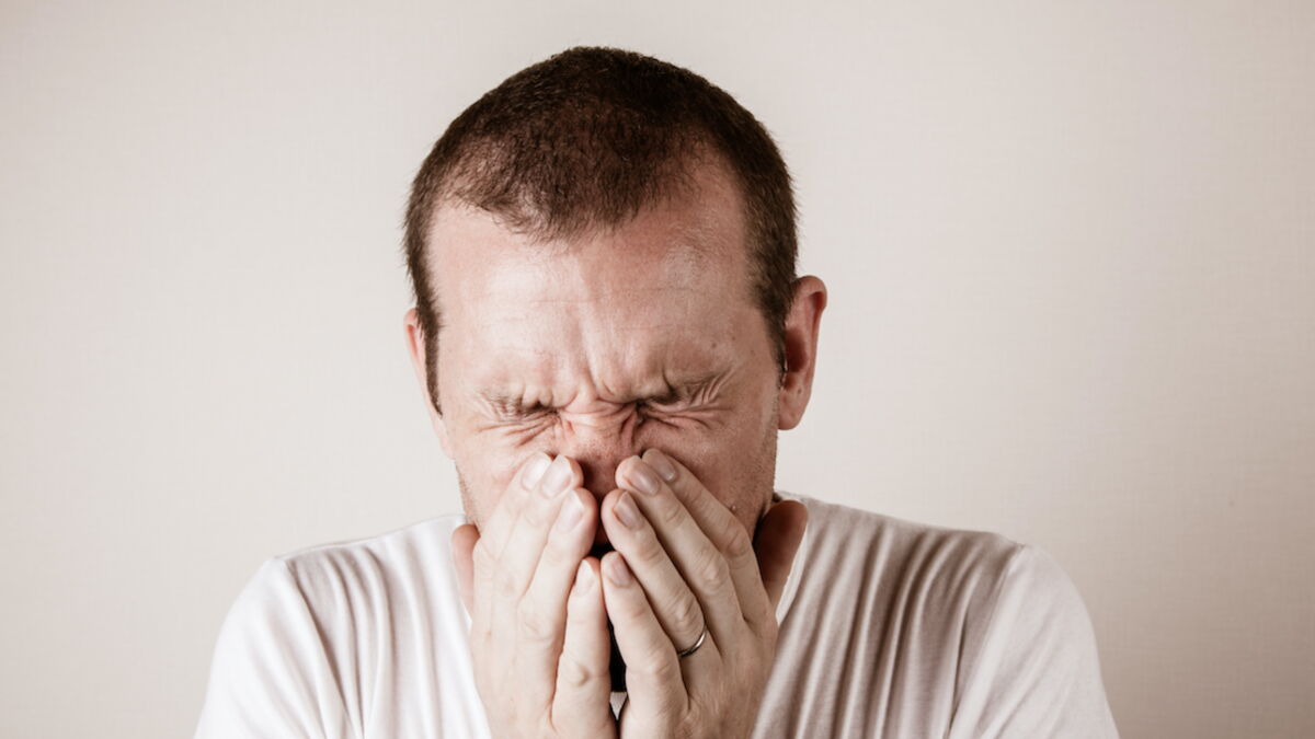 Retenir un éternuement peut s