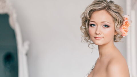 15 Beautiful Short Bridal Hairstyles