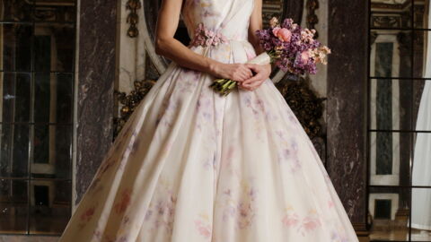 Beautiful Wedding Dresses And Accessories