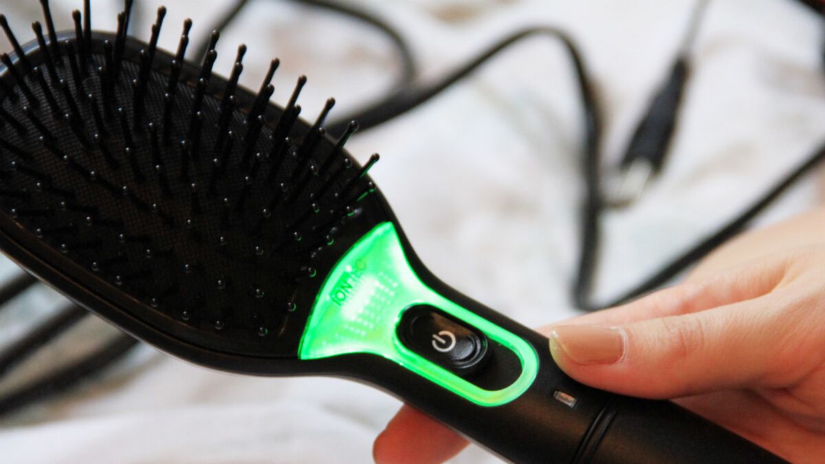 How To Choose The Best Heated Hair Brush 0175