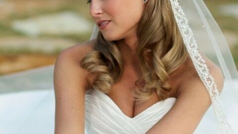 42 Updo Wedding Hairstyles for Every Type of Bride - Zola Expert Wedding  Advice