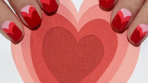 An ideal manicure for Valentine's Day