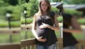This Woman Did a Maternity Photoshoot All Alone, and There’s an Absolutely Tragic Reason Why
