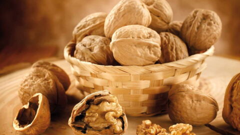 The Benefits Of Eating Walnuts For Slimming