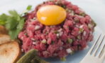 This Man Suddenly Became Mute After Eating Raw Meat Tartare