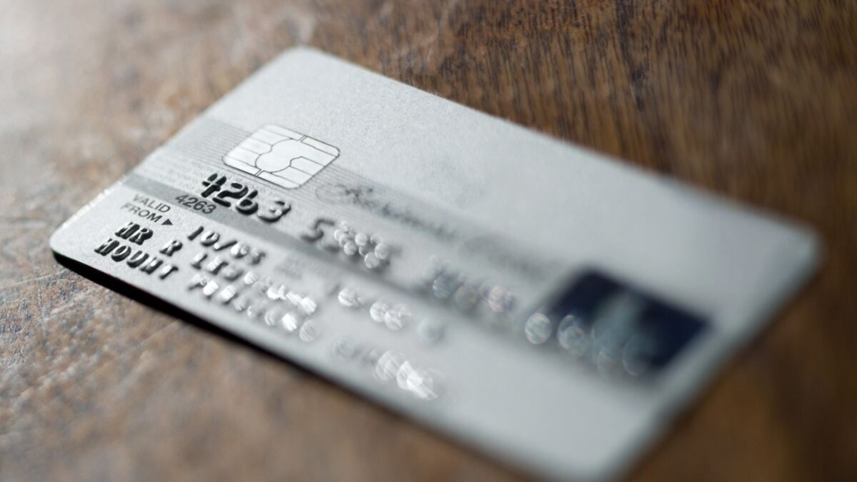 You're eating a plastic credit card every week without knowing it - and ...