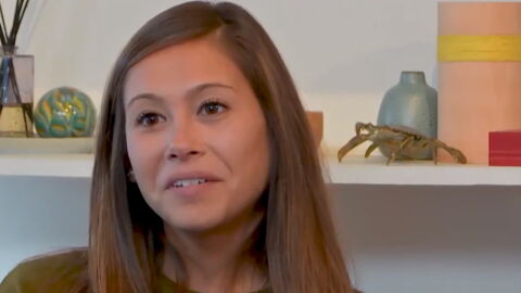 She Was Watching Her Favourite Show On Netflix When Her Boyfriend Appeared On Screen