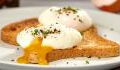 Make the perfect poached egg in under a minute with this hack