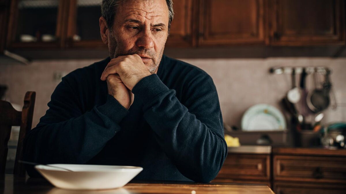 Dementia Loss of appetite is a lesserknown symptom of this serious