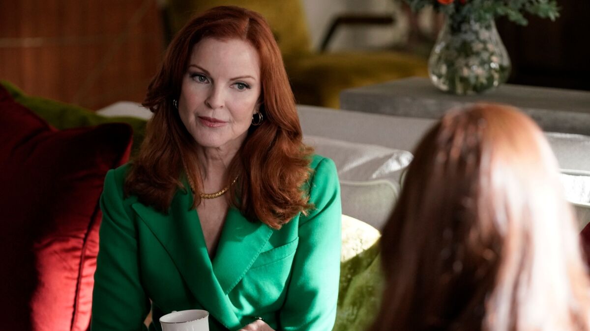 Marcia Cross is loyal to her crowd and oh so beautiful :  r/DesperateHousewives