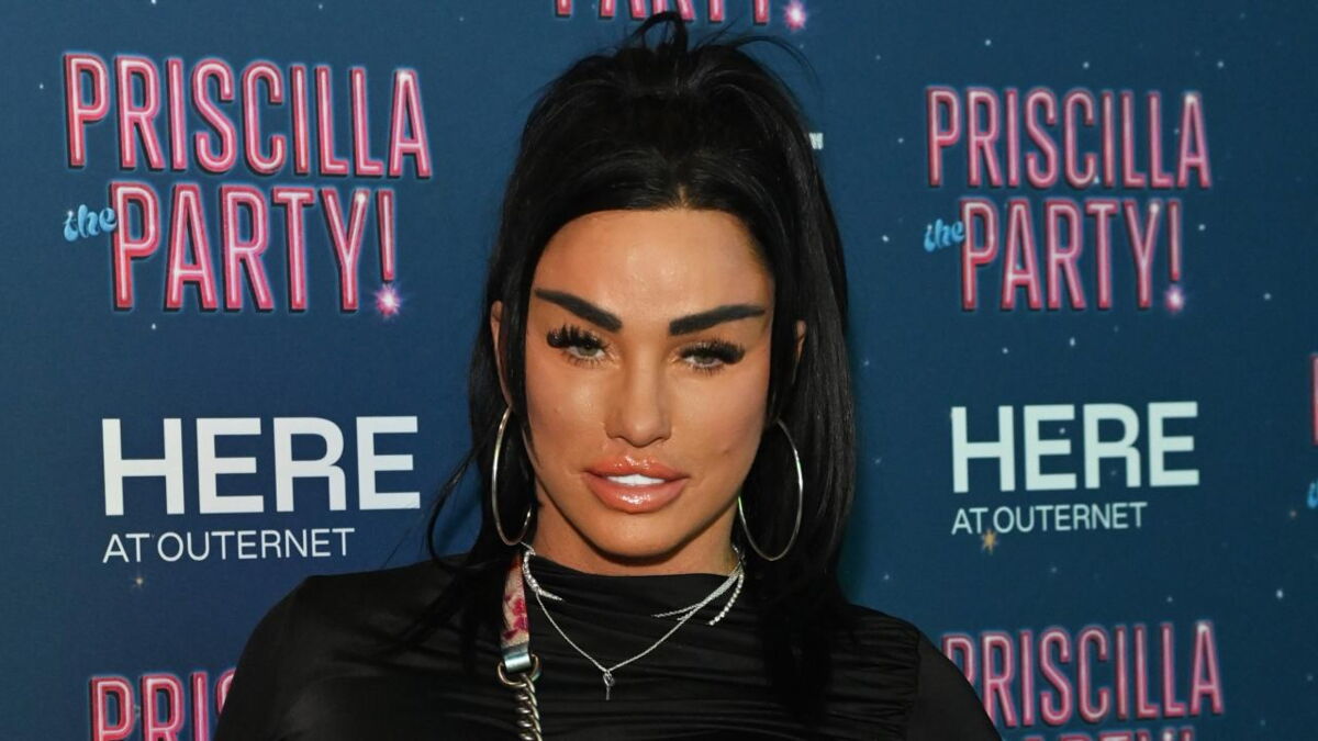 Katie Price is reportedly planning to sell her Mucky Mansion for a new ...