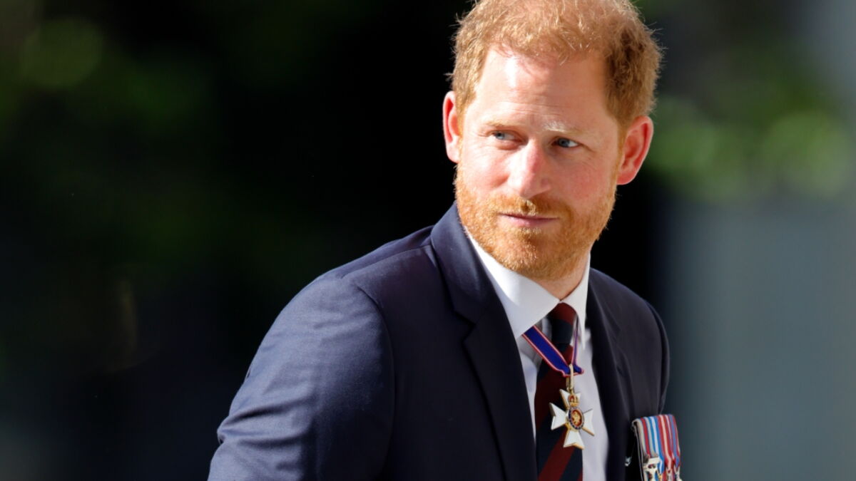 Prince Harry: Everything we know about the royal's 'second family' and ...