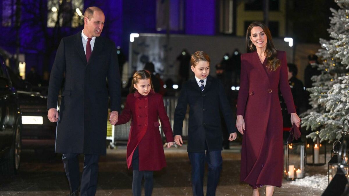 Prince William and Kate's Christmas card photo has a hidden detail you