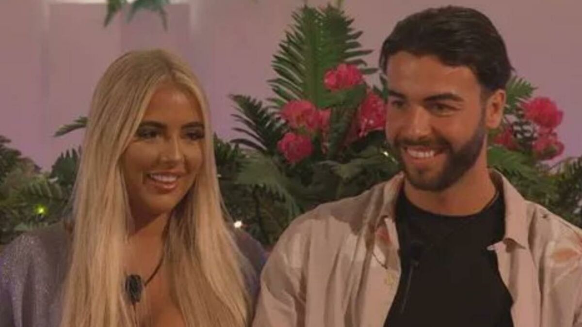 Love Island Fans Make Ofcom Complaints As Jess And Sammy Are Crowned ...