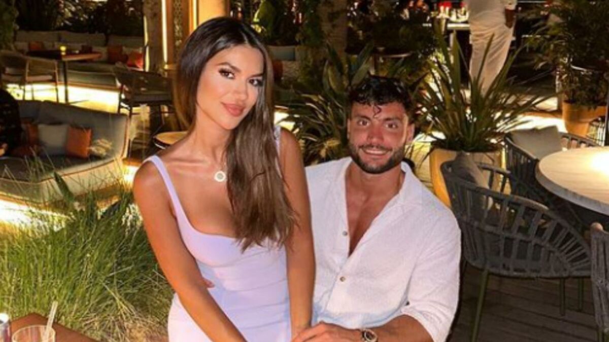 Love Island stars EkinSu and Davide rekindle romance weeks after their bitter public split Love Island stars EkinSu and Davide rekindle romance weeks after their bitter public split
