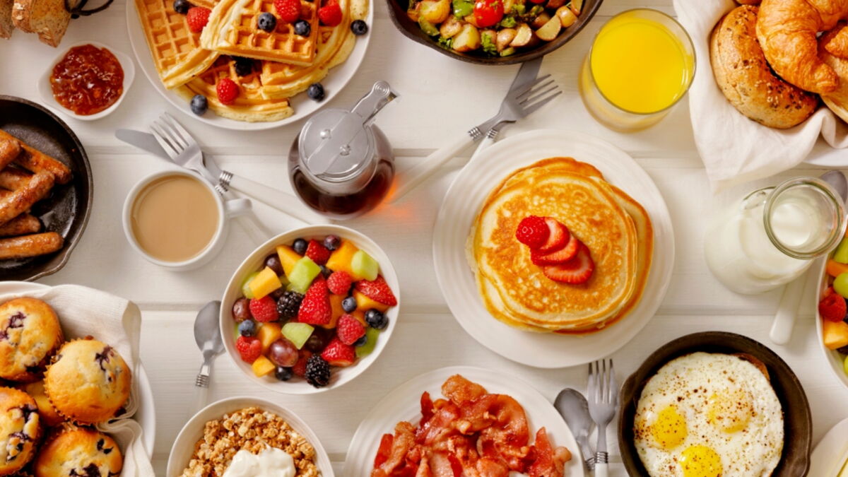 25 Simple & Savoury Breakfast Ideas