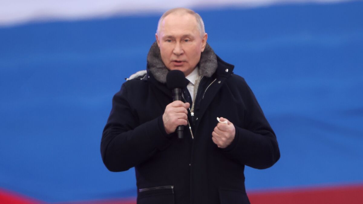 Vladimir Putin: Ex-speechwriter criticises Russian President, revealing ...