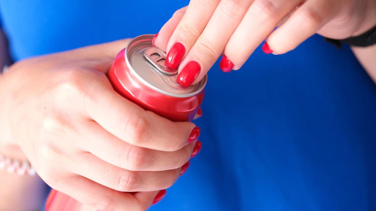 Here's the easy hack to open a soda can without ruining your nails