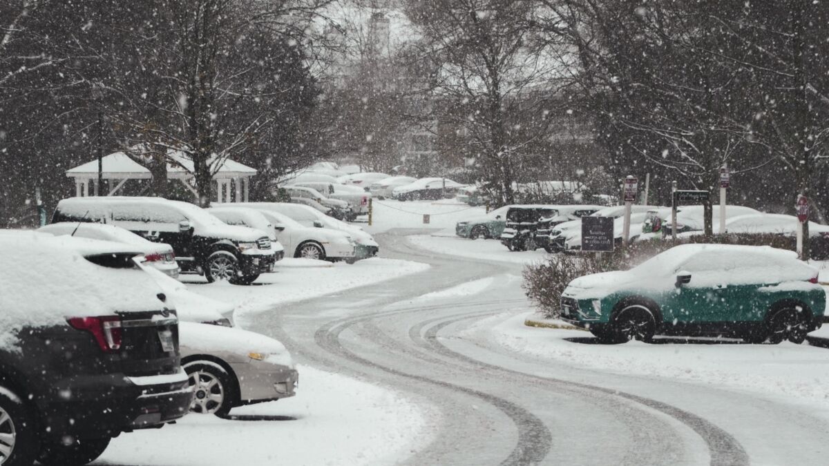 This is the best way to remove snow from your car when you're in a rush,  according to experts