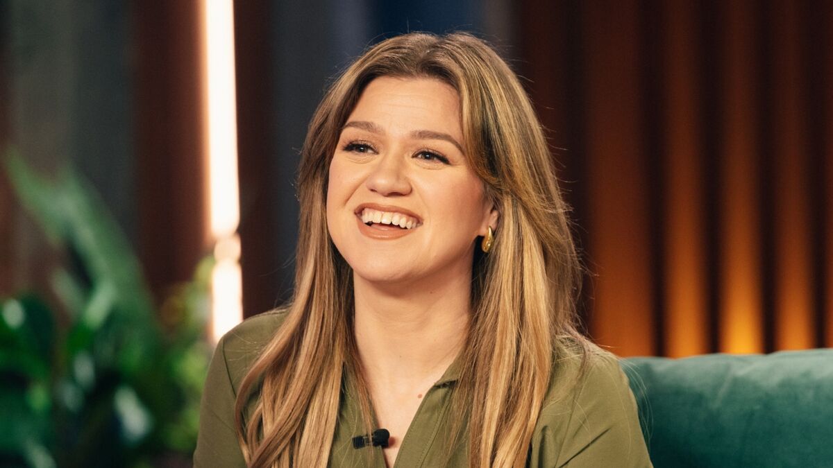 Kelly Clarkson's absence from show sparks concern: New reports hint at ...