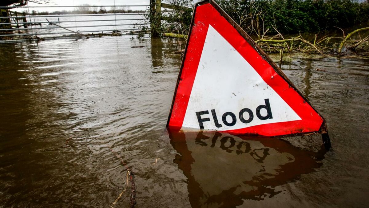 Met Office issues more flood warnings as heavy rain continues causes ...