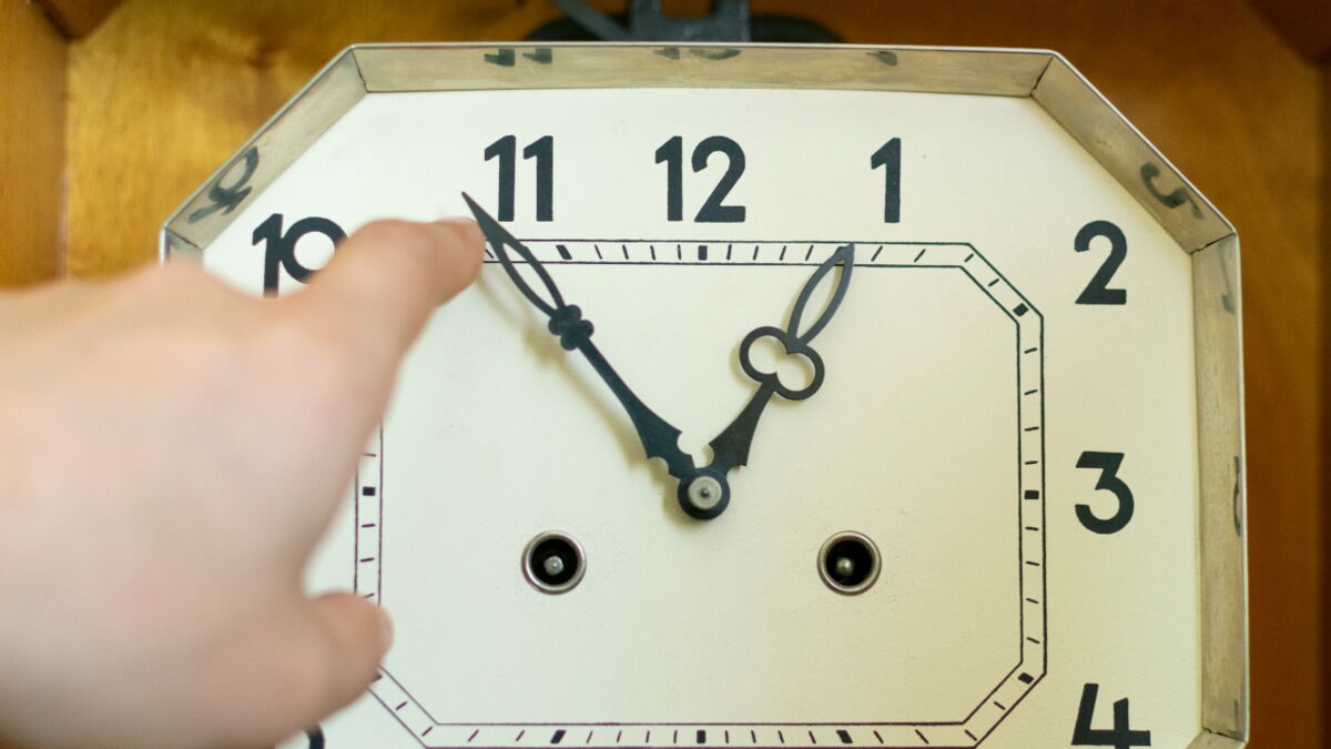 Why Are Clocks Set Back At 2Am At Christopher Etheridge Blog