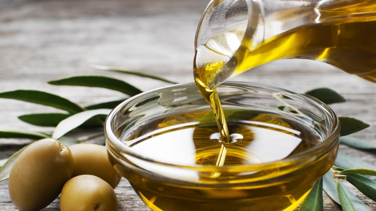 Here's why you should drink a shot of olive oil every morning