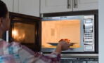 People shocked to learn the correct way to microwave food