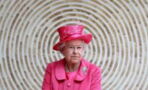 Artificial intelligence robot paints surprising portrait of the Queen for her Platinum Jubilee