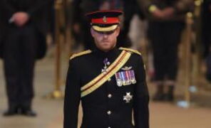 Queen Elizabeth's private secretary reveals the truth behind Prince