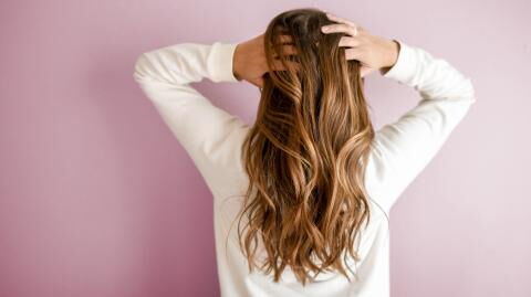 Onion juice: The miracle ingredient that will work wonders on your hair