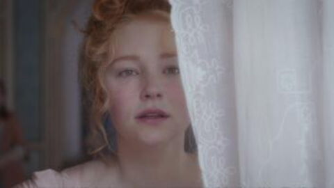 The best way to apply blush according to your face shape