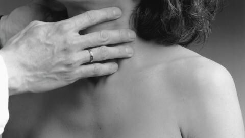 Cancer: You can hear this symptom in your voice