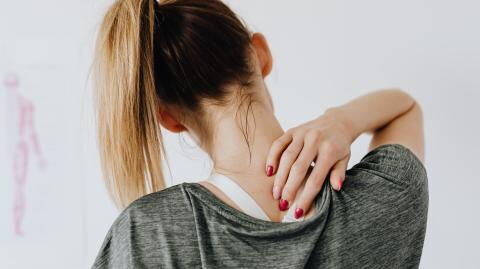 Shoulder pain from sleeping: This is what your body might be trying to tell you