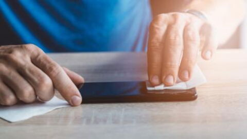 This Is How To Make A Home-Made Screen Cleaner