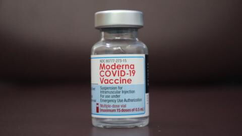 COVID: Three men have died after getting jabbed with contaminated Moderna vaccine