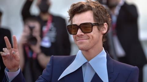 Harry Styles: Viral video shows him 'spitting' on Chris Pine in public, here's what we know