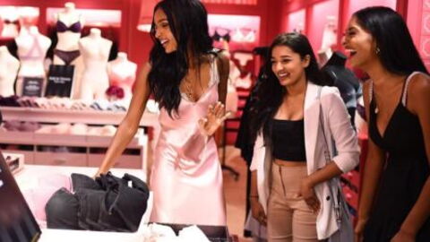 What Do Victoria’s Secret Swimsuits Look Like On ‘Real Women’?