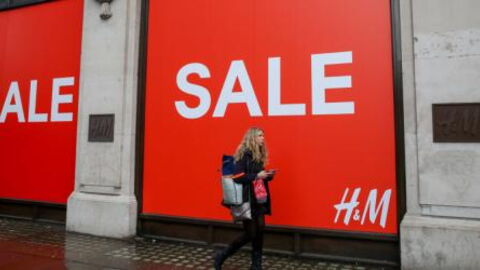 H&M Are Selling The Best Chinos For Plus-Size Women